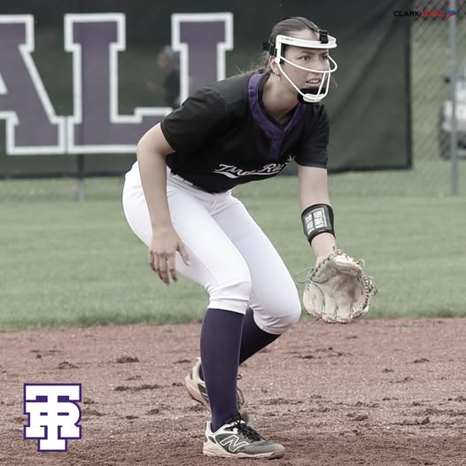 Three Rivers softball drops games to Coldwater